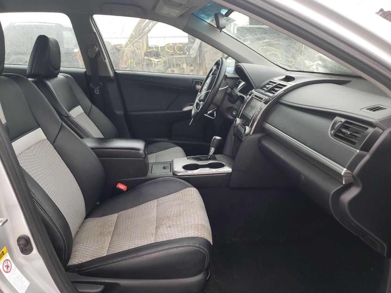 Photo 5 from auction – 2014 TOYOTA CAMRY L with VIN 4T1BF1FK6EU834520