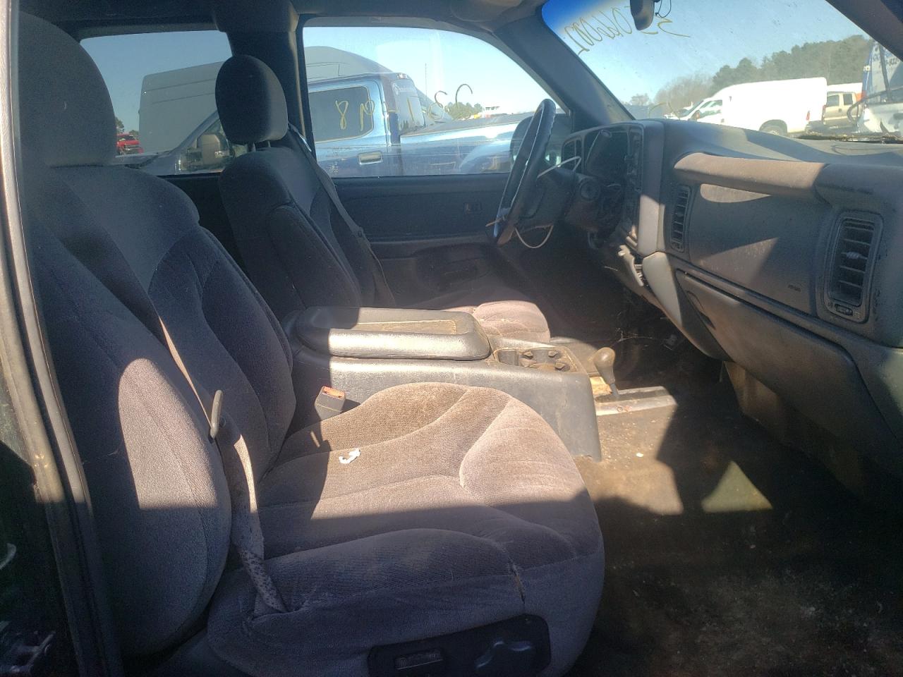 Photo 5 from auction – 2002 GMC SIERRA K25 with VIN 1GTHK29G92E168704