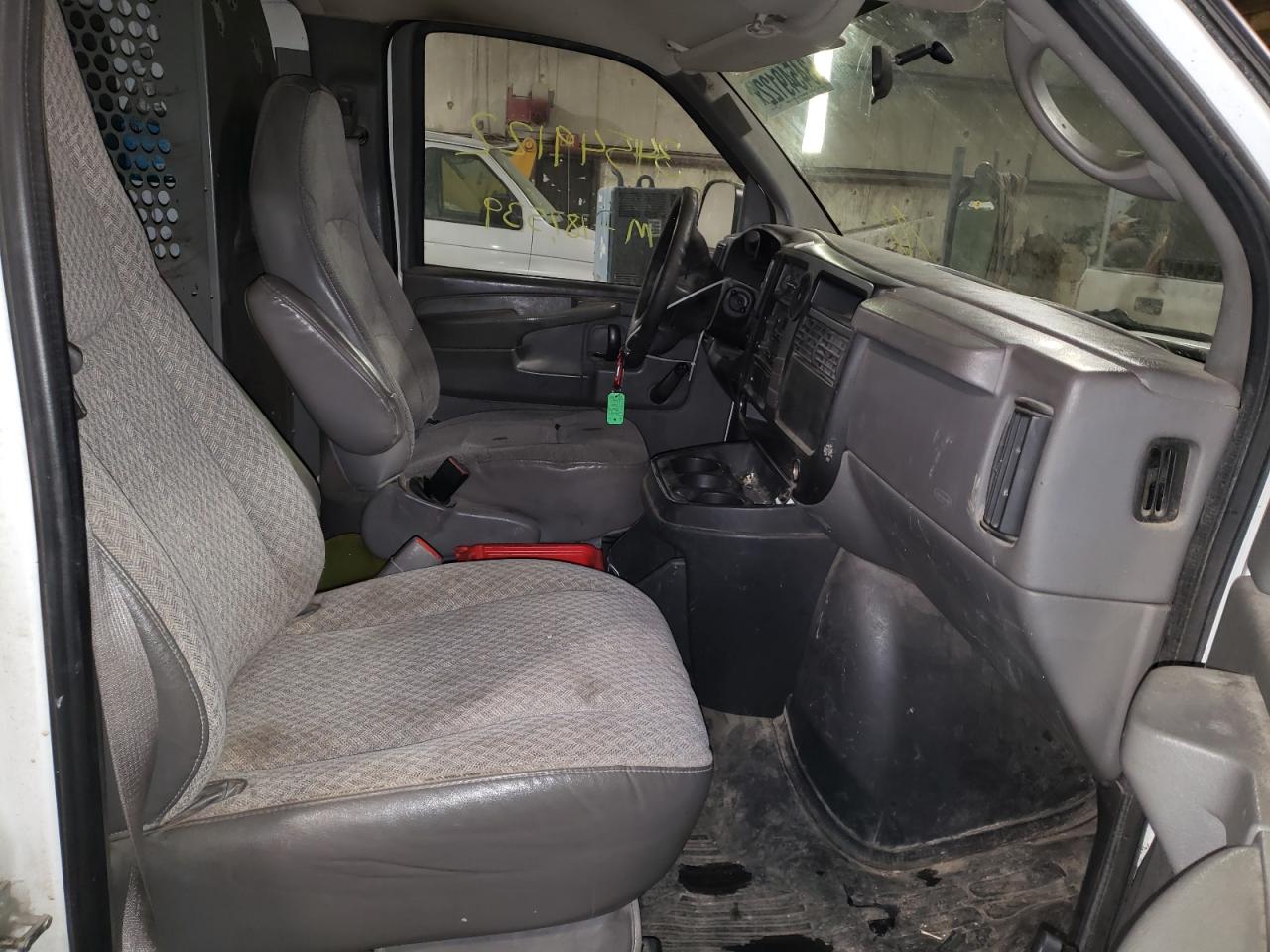 Photo 5 from auction – 2005 CHEVROLET EXPRESS G2 with VIN 1GCGG25VX51194208