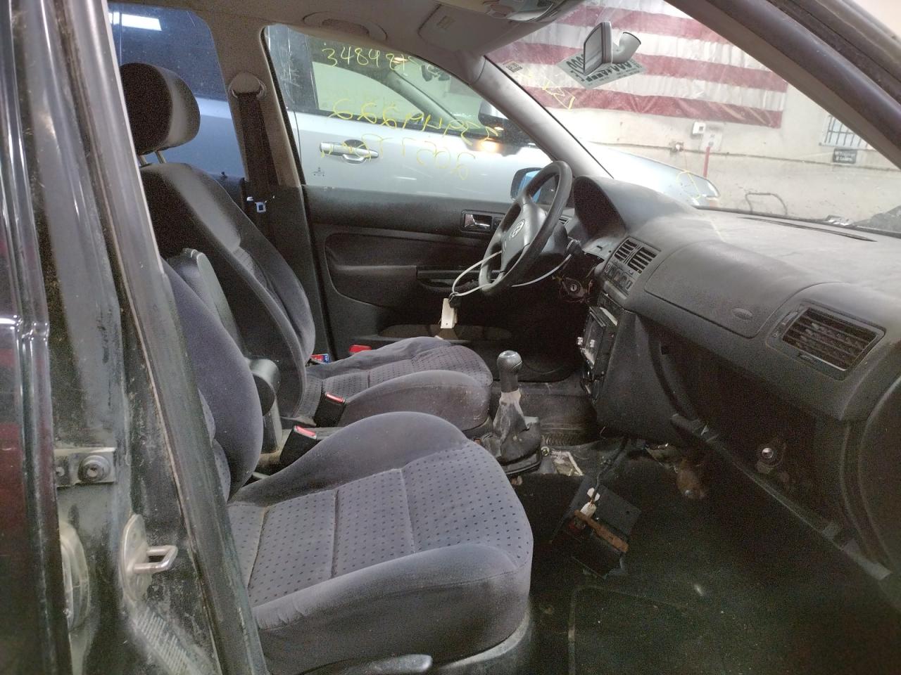 Photo 5 from auction – 2000 VOLKSWAGEN JETTA GLS with VIN 3VWSA29M3YM150522