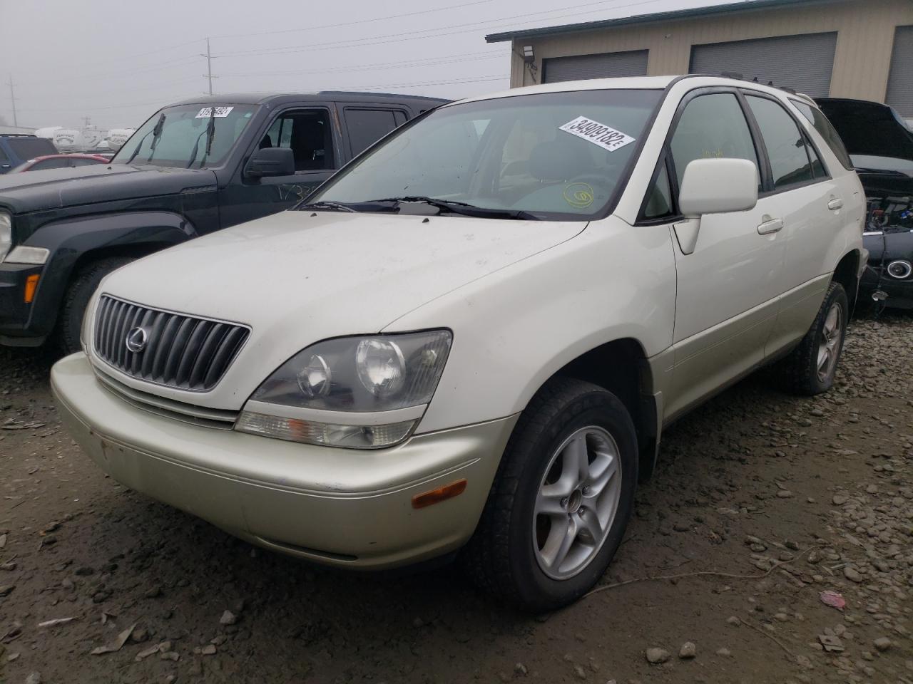 Photo 2 from auction – 1999 LEXUS RX 300 with VIN JT6HF10U8X0053315