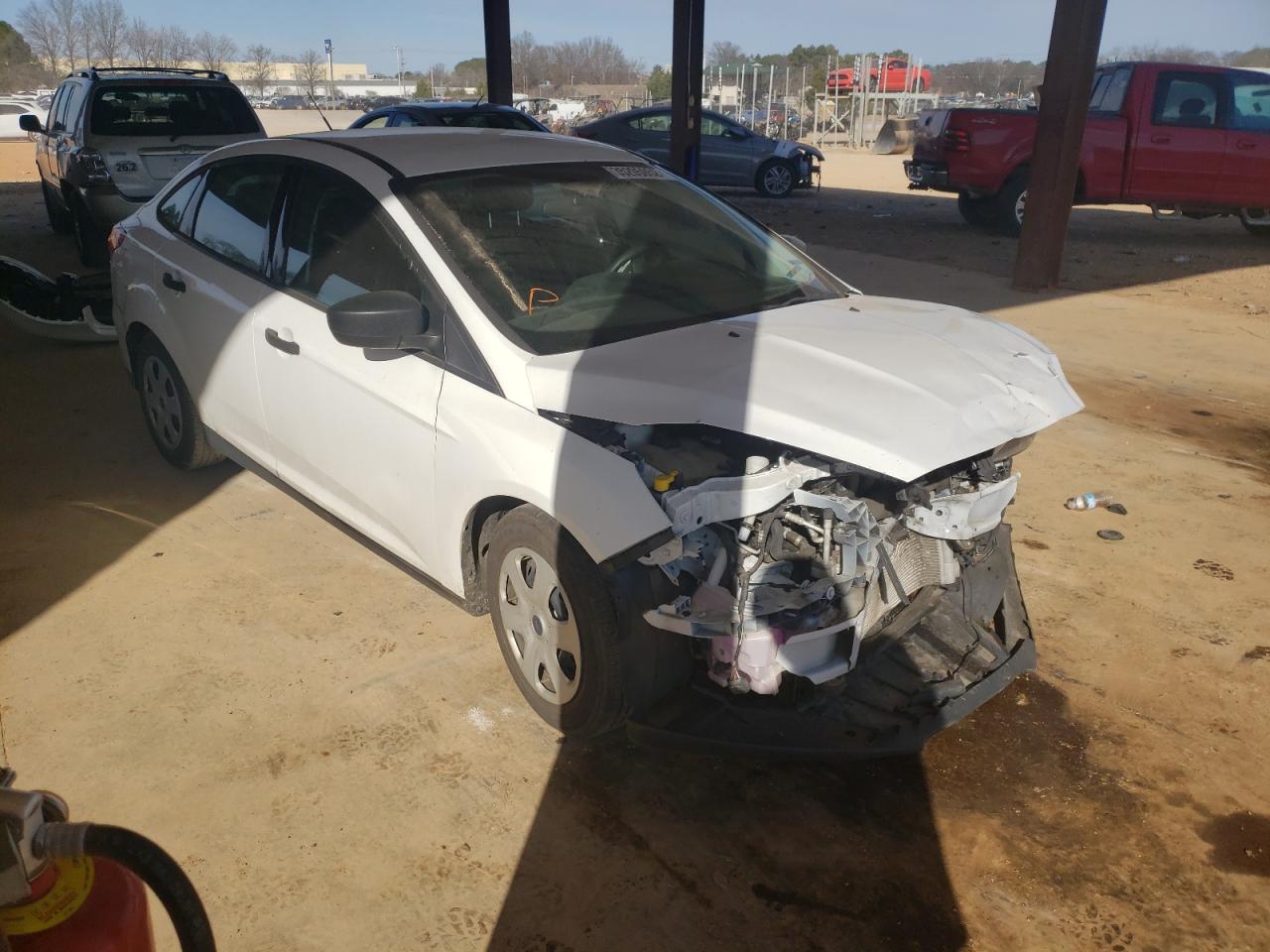 FORD FOCUS S 2016 with VIN 1FADP3E29GL236394 - Photo from auction