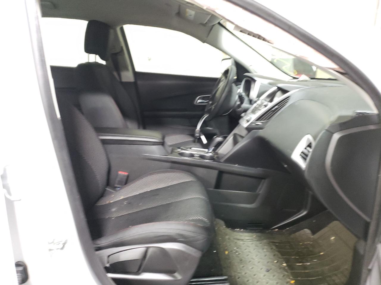 Photo 5 from auction – 2016 CHEVROLET EQUINOX LS with VIN 2GNFLEEK9G6162646