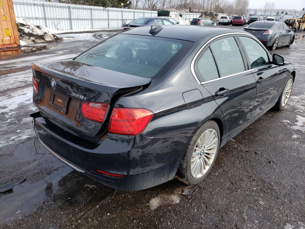 Photo 4 from auction – 2015 BMW 328 XI with VIN WBA3B3C57FF545633