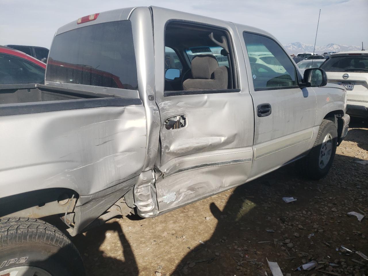 Photo 10 from auction – 2006 CHEVROLET SILVERADO with VIN 2GCEK13T961125426