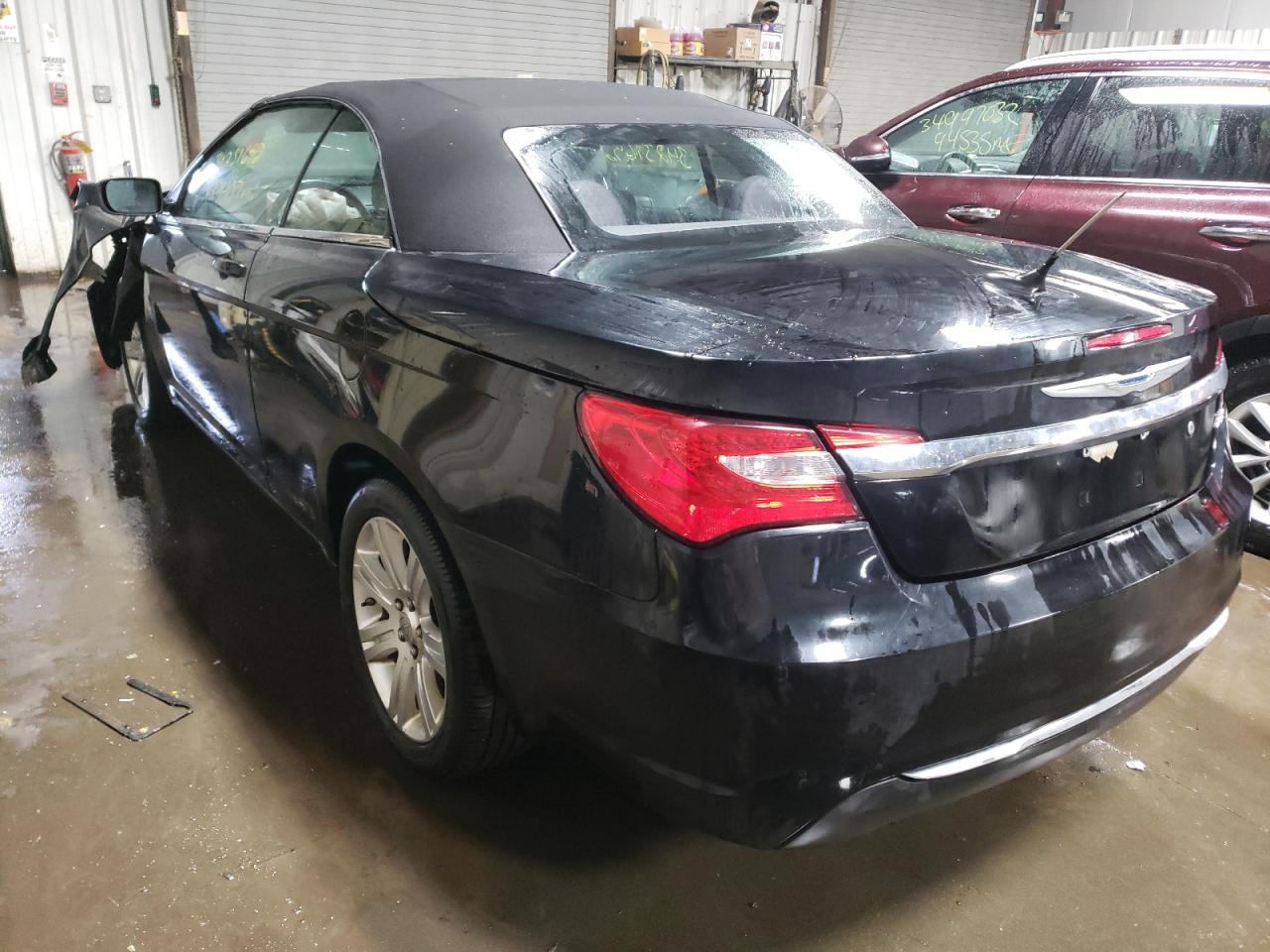 Photo 3 from auction – 2012 CHRYSLER 200 TOURIN with VIN 1C3BCBEB6CN279763