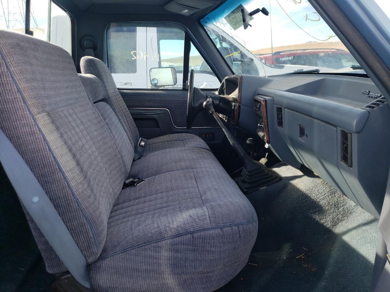 Photo 5 from auction – 1991 FORD F150 with VIN 1FTEF14N3MPB23241