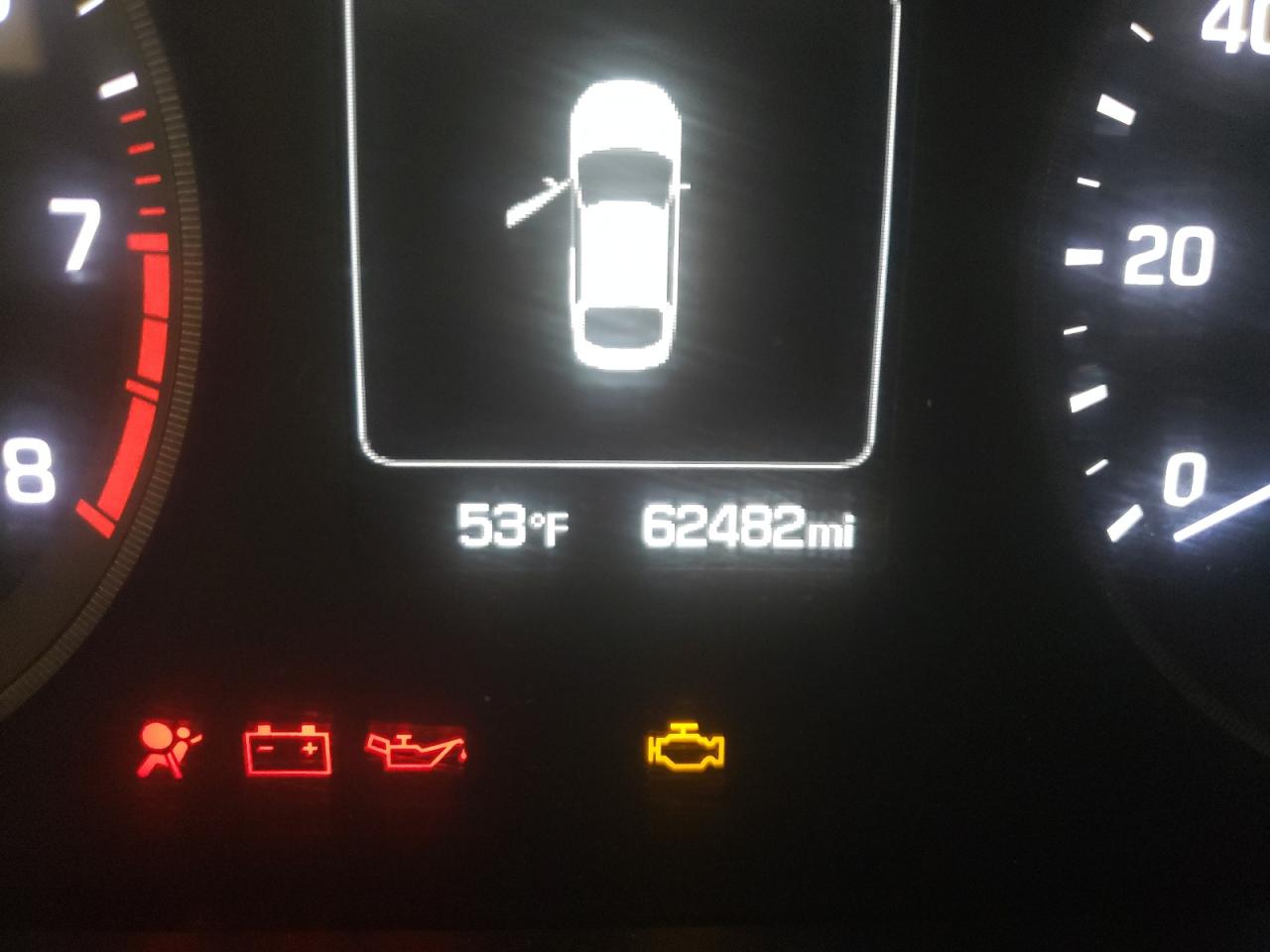 Photo 8 from auction – 2015 HYUNDAI SONATA SE with VIN 5NPE24AF5FH219302