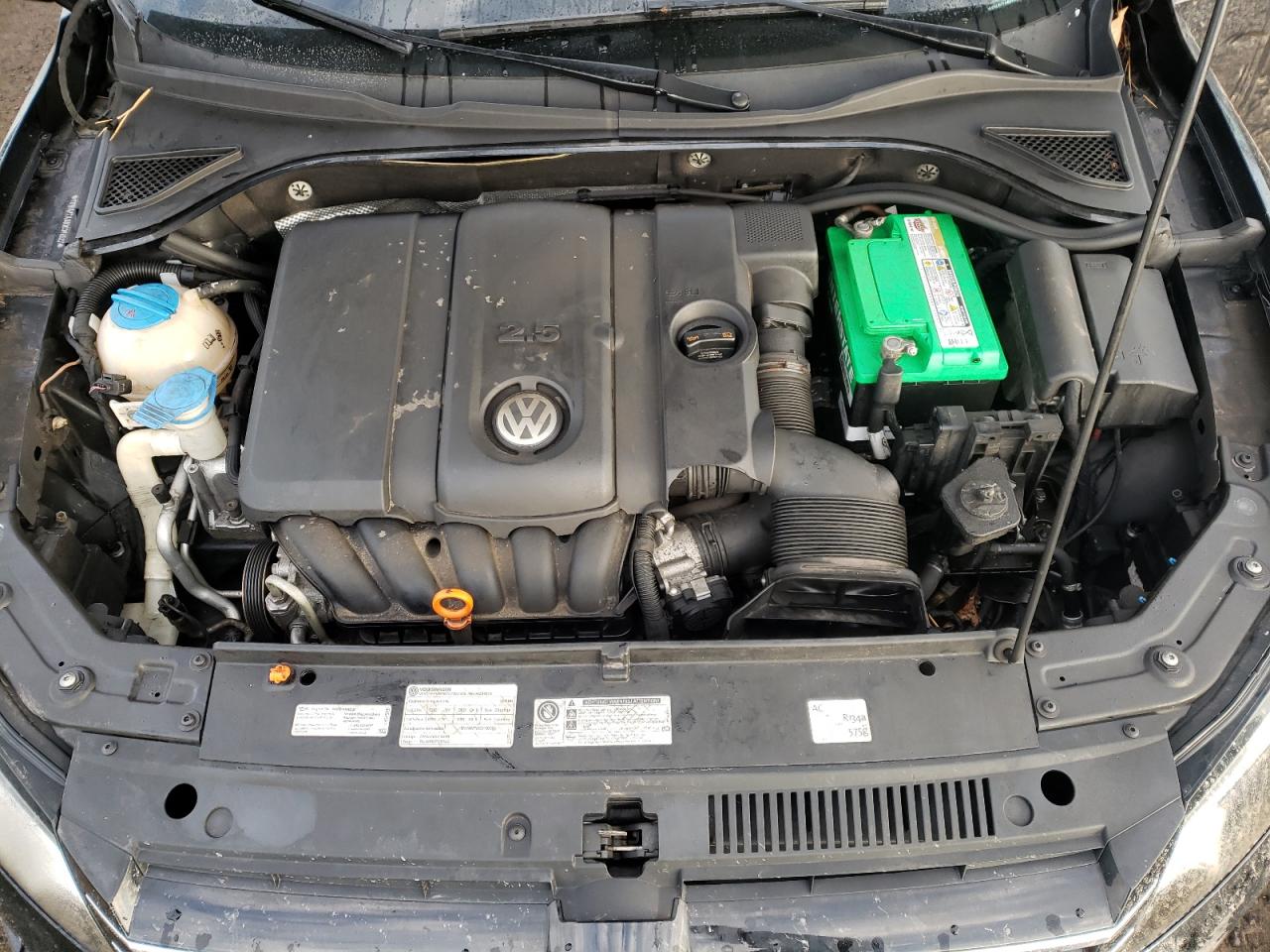 Photo 7 from auction – 2013 VOLKSWAGEN PASSAT S with VIN 1VWAP7A33DC062527
