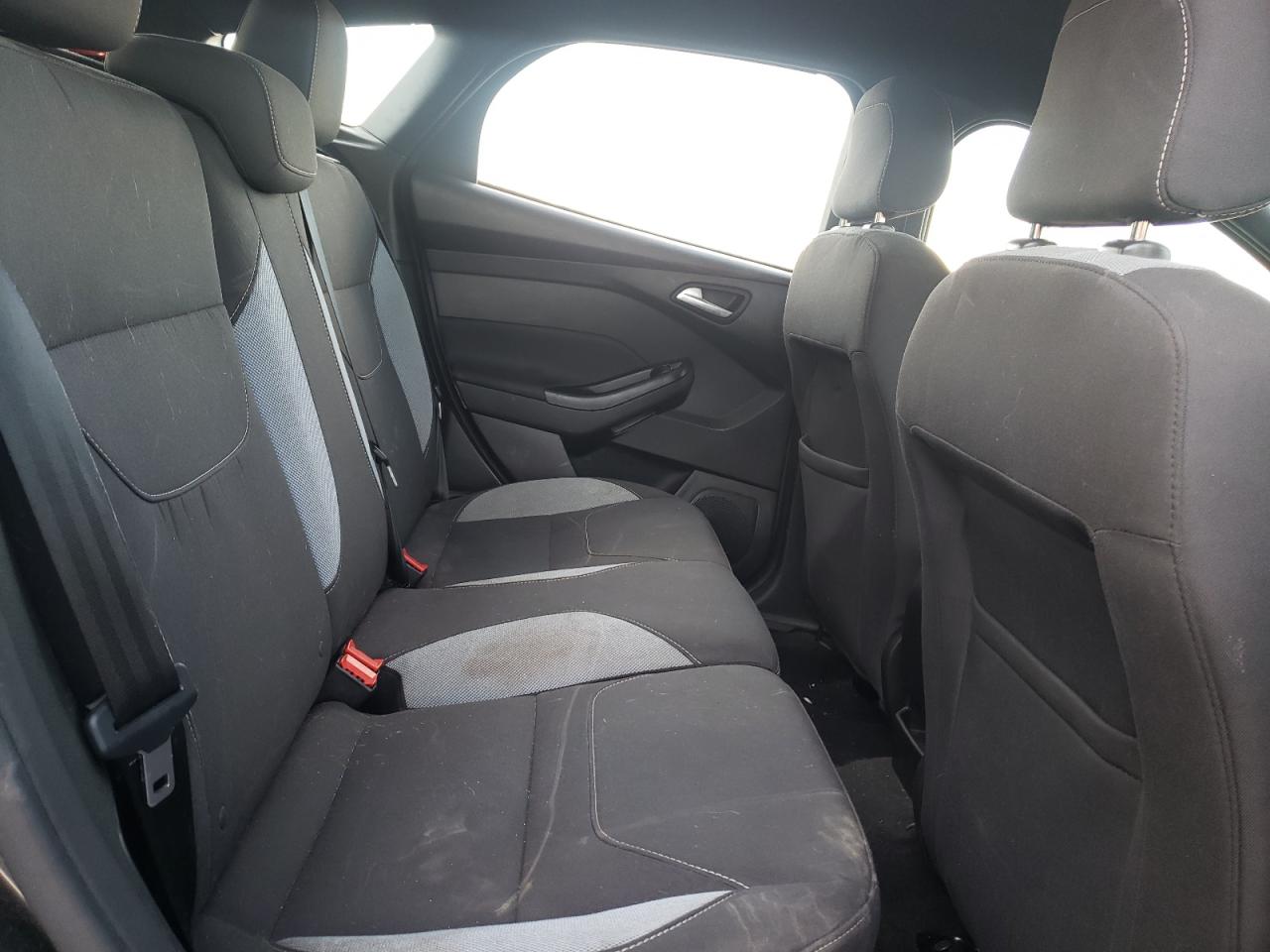 Photo 6 from auction – 2018 FORD FOCUS ST with VIN 1FADP3L93JL284531