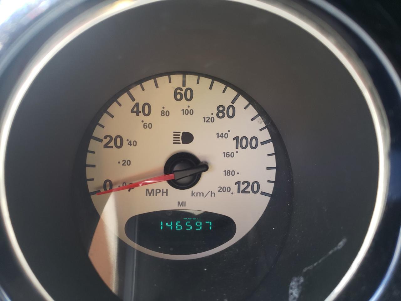 Photo 8 from auction – 2005 CHRYSLER PT CRUISER with VIN 3C4FY58B15T549691