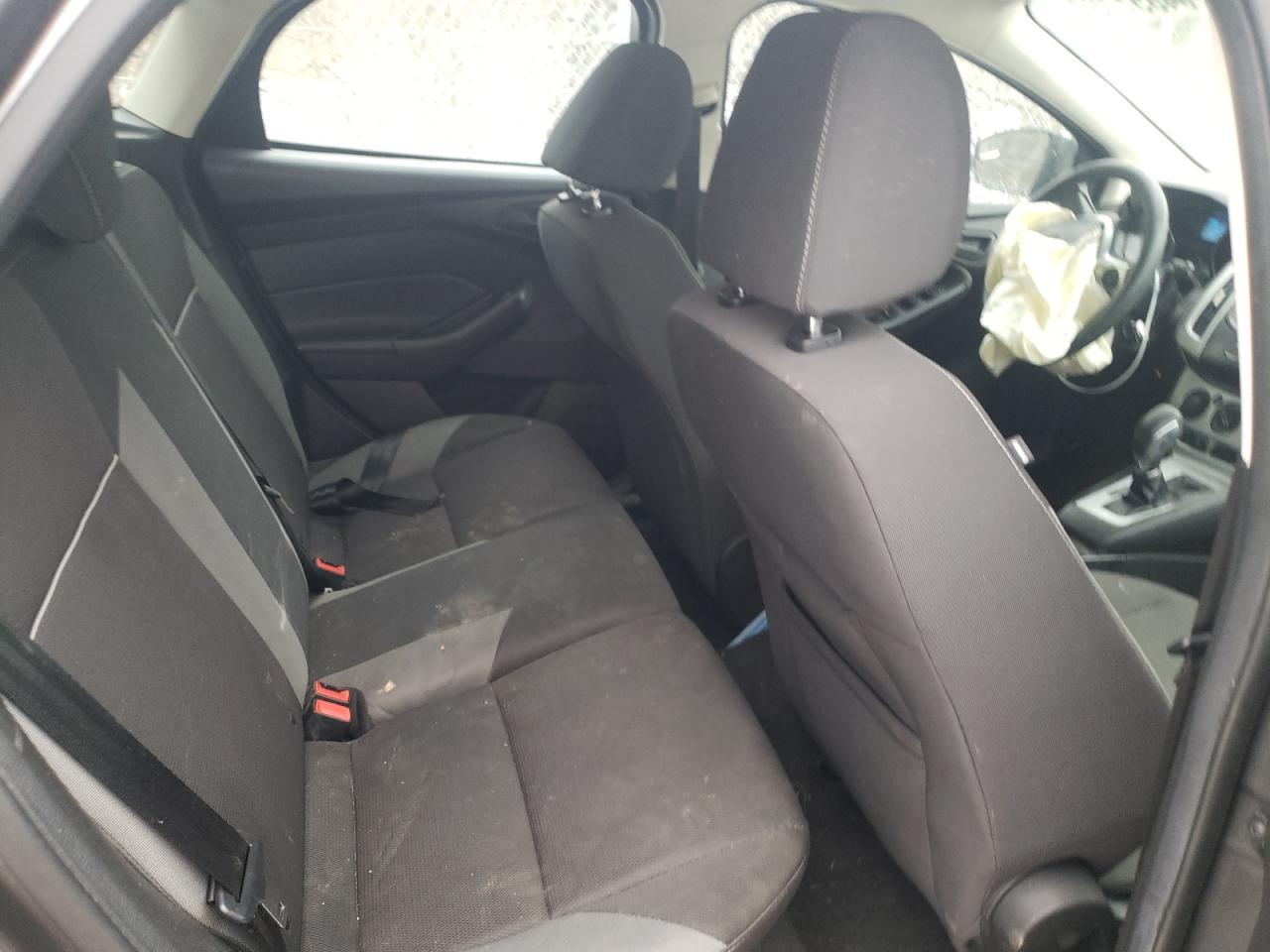 Photo 6 from auction – 2012 FORD FOCUS SE with VIN 1FAHP3K26CL439355