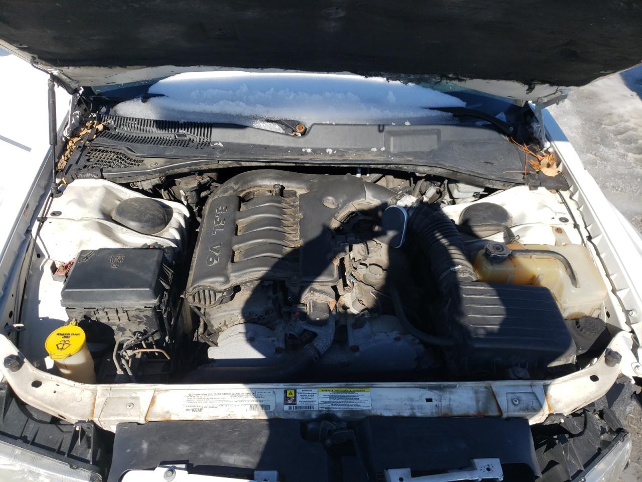 Photo 7 from auction – 2010 CHRYSLER 300 TOURIN with VIN 2C3CA5CV3AH319330