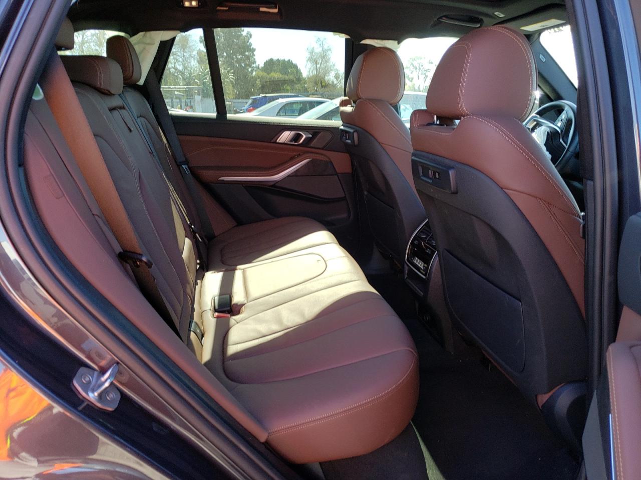Photo 6 from auction – 2020 BMW X5 SDRIVE with VIN 5UXCR4C09L9C18610