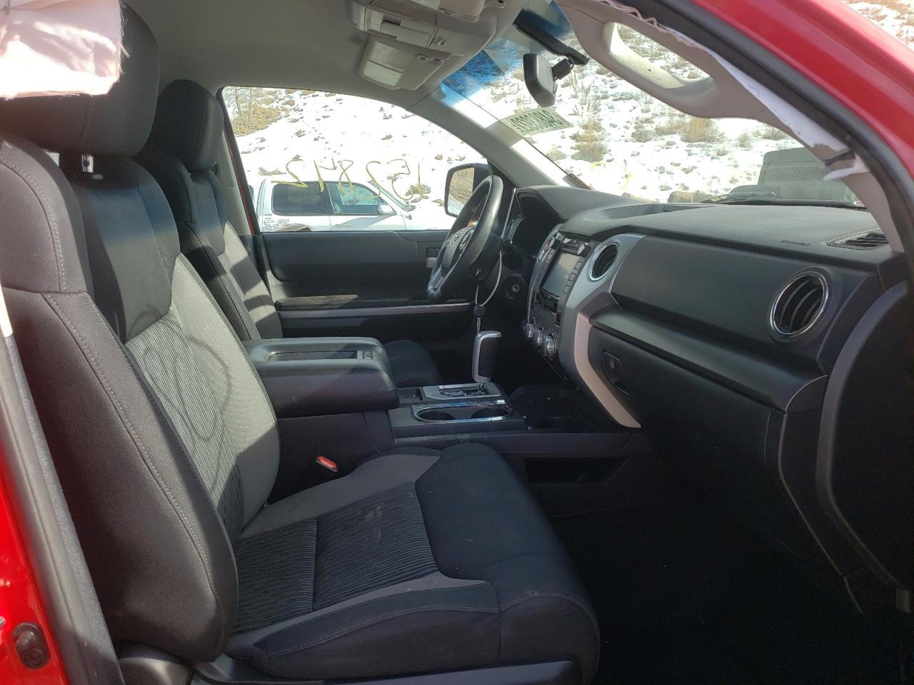 Photo 5 from auction – 2014 TOYOTA TUNDRA DOU with VIN 5TFUY5F10EX327441