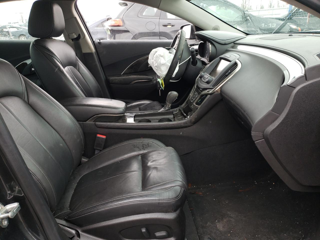 Photo 5 from auction – 2016 BUICK LACROSSE S with VIN 1G4G45G32GF246518