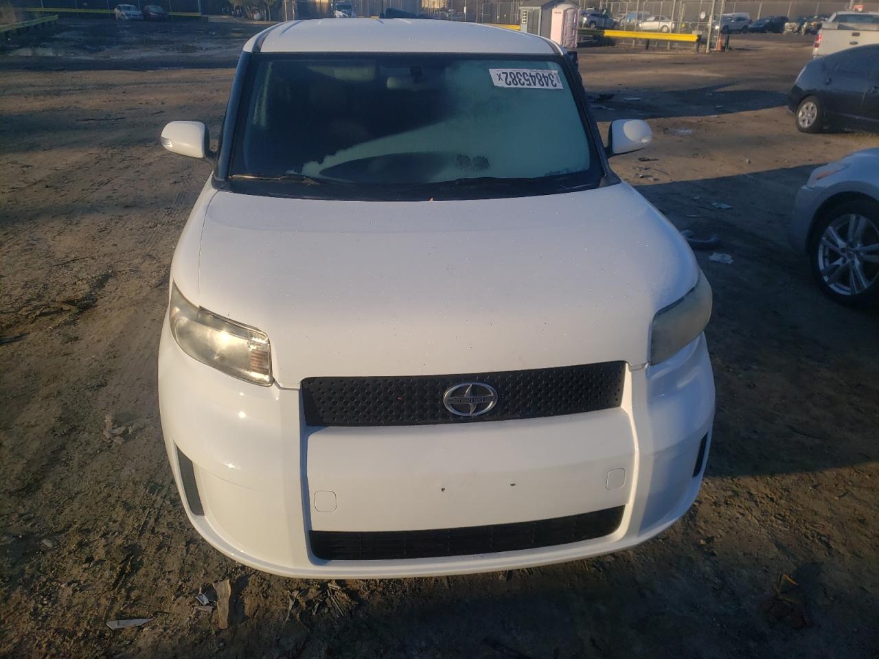 Photo 9 from auction – 2010 SCION XB with VIN JTLZE4FE7A1102530