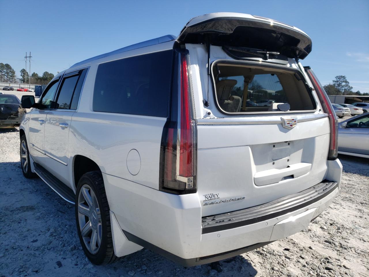 Photo 3 from auction – 2016 CADILLAC ESCALADE E with VIN 1GYS3HKJ8GR160096