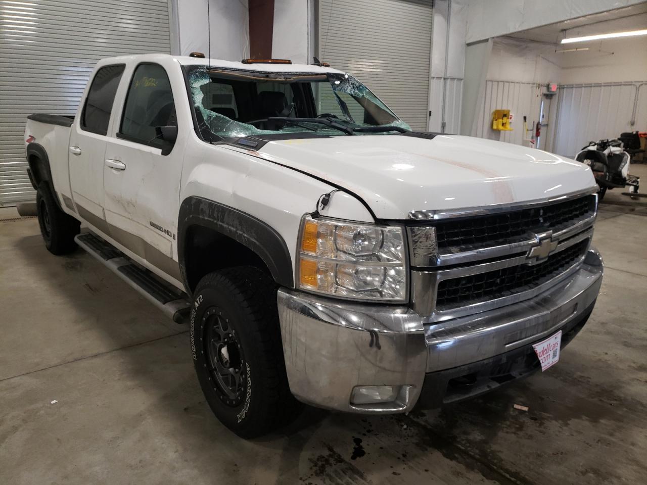 CHEVROLET SILVERADO 2008 with VIN 1GCHK23688F133686 - Photo from auction
