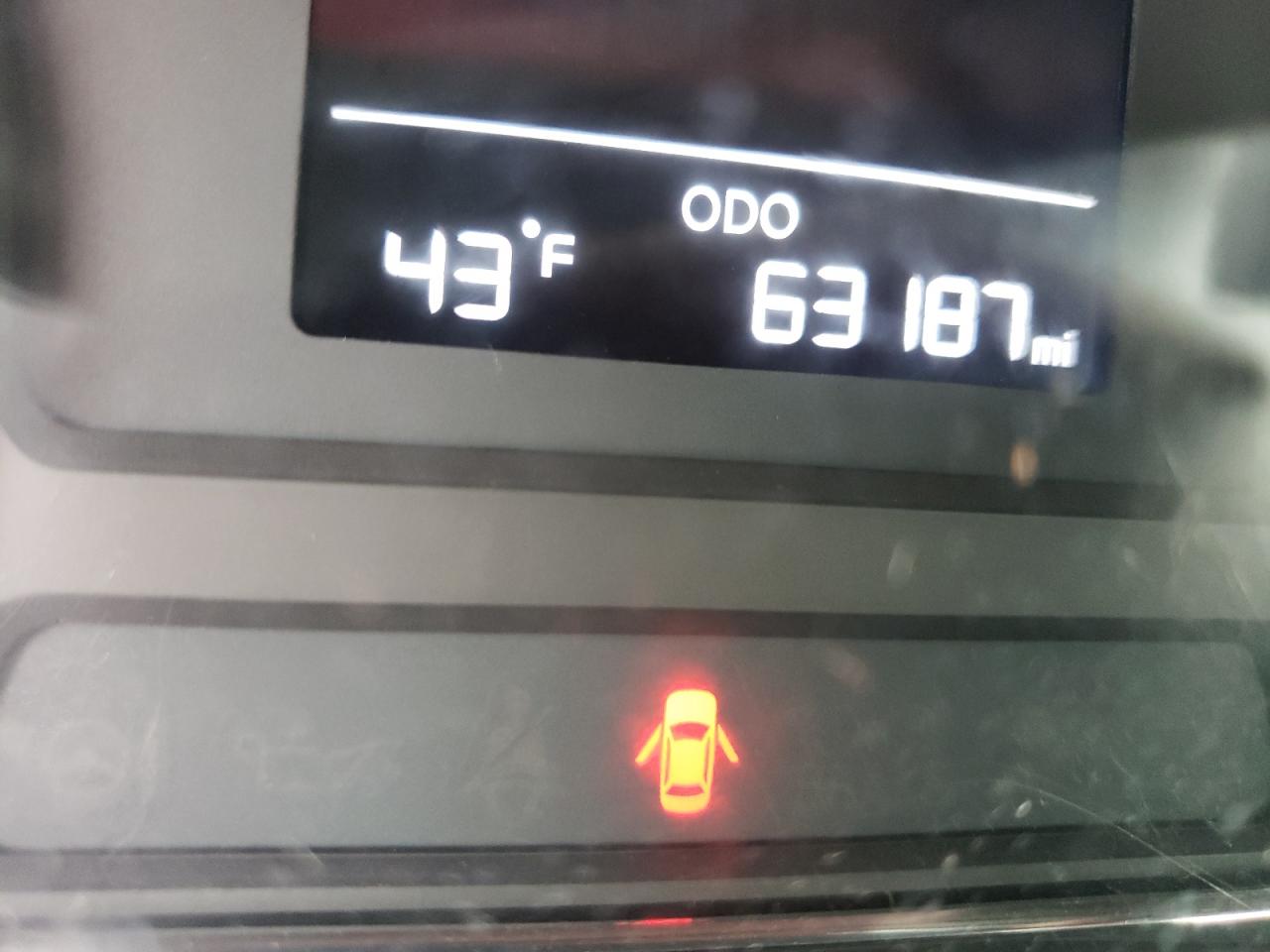 Photo 8 from auction – 2018 KIA FORTE LX with VIN 3KPFK4A76JE231078