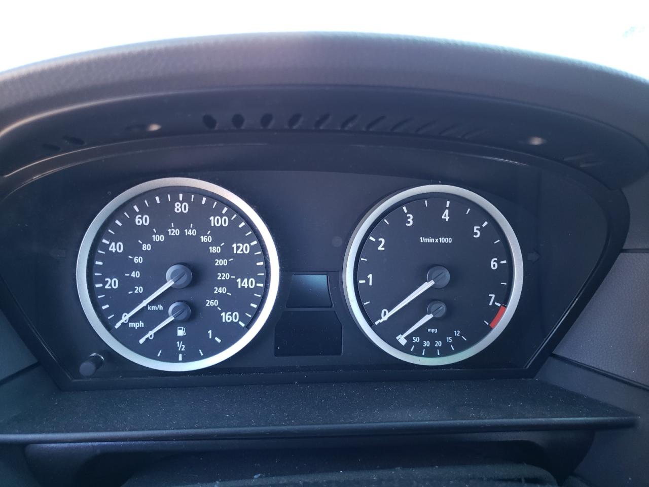 Photo 8 from auction – 2006 BMW 530 I with VIN WBANE735X6CM41291