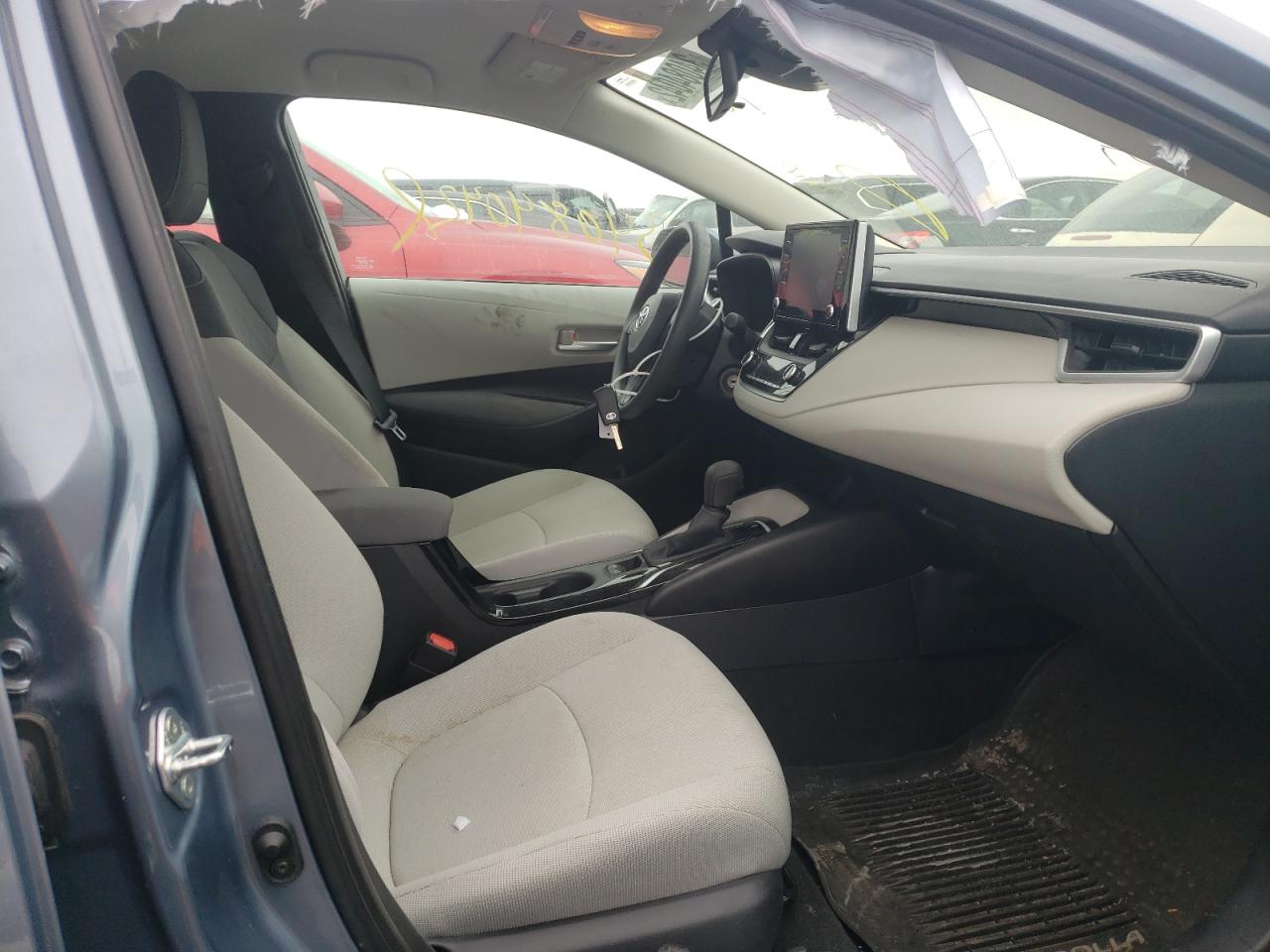 Photo 5 from auction – 2020 TOYOTA COROLLA LE with VIN 5YFEPRAE0LP018539