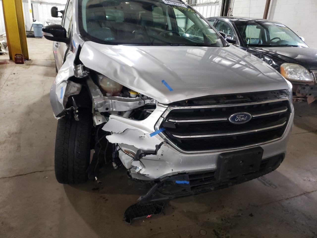 Photo 9 from auction – 2017 FORD ESCAPE TIT with VIN 1FMCU9J99HUB45198