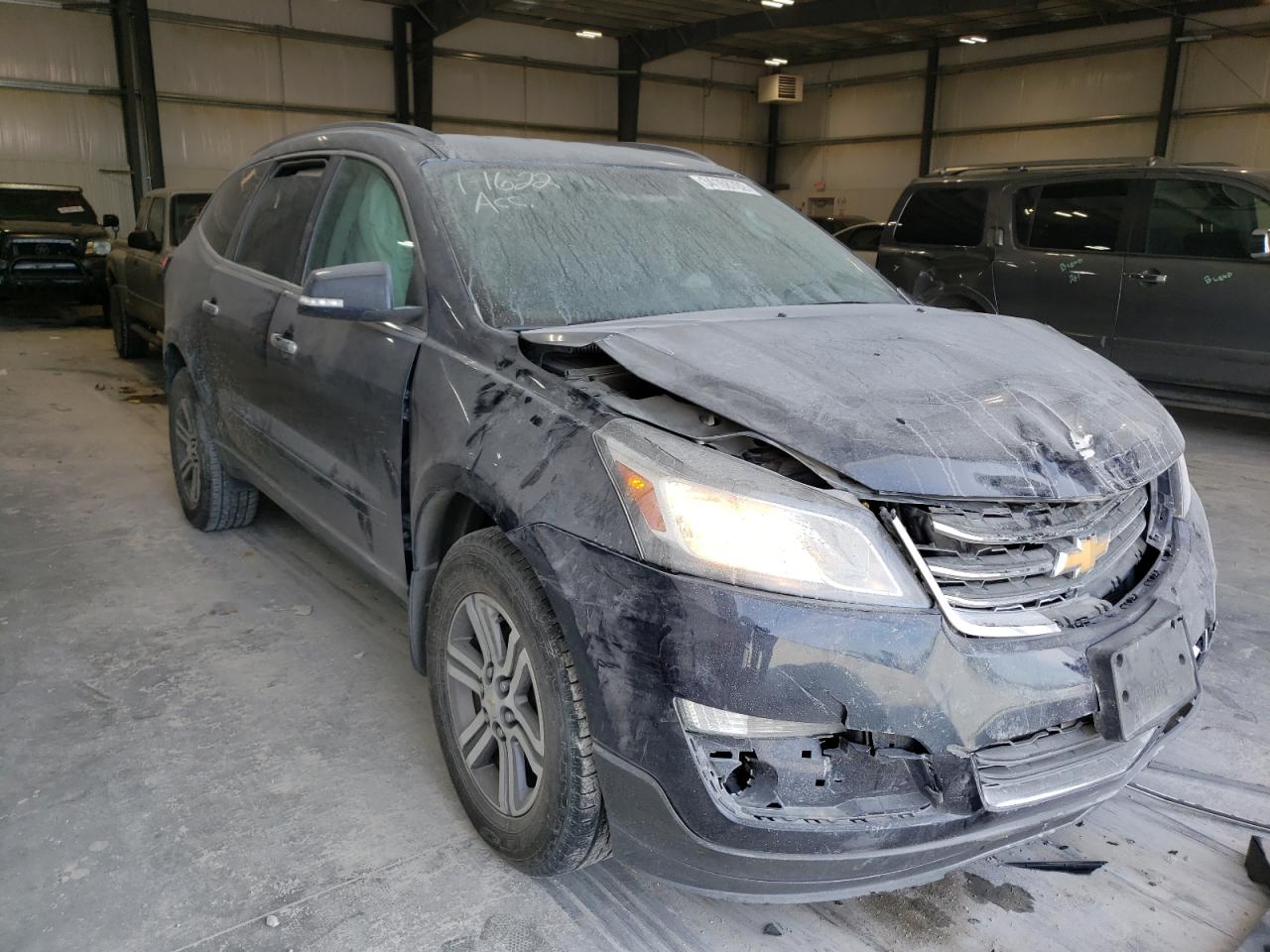 Photo 1 from auction – 2015 CHEVROLET TRAVERSE L with VIN 1GNKVHKD6FJ159382