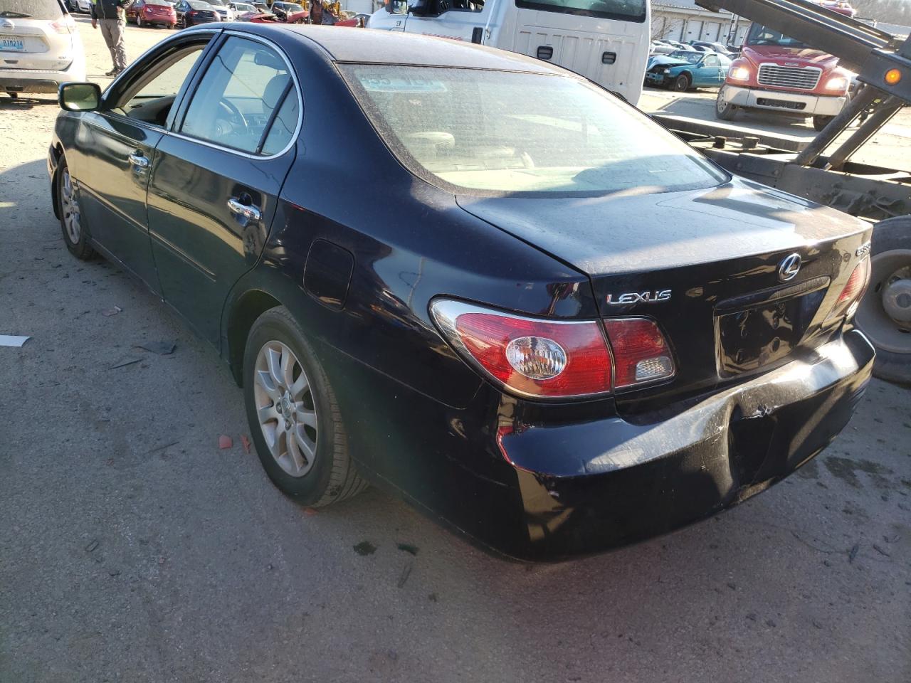 Photo 3 from auction – 2004 LEXUS ES 330 with VIN JTHBA30G445010994