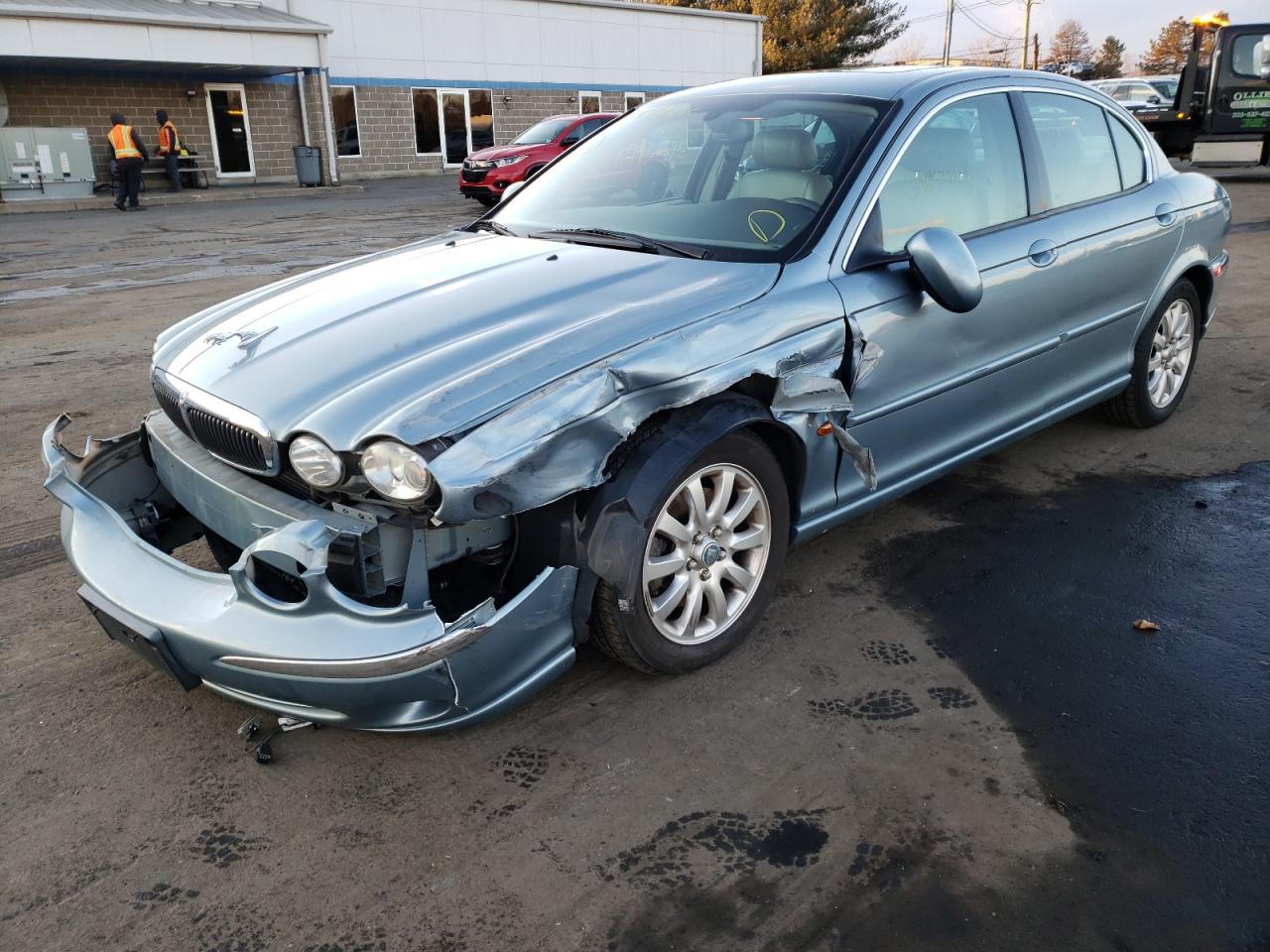 Photo 2 from auction – 2002 JAGUAR X-TYPE 2.5 with VIN SAJEA51D62XC64582