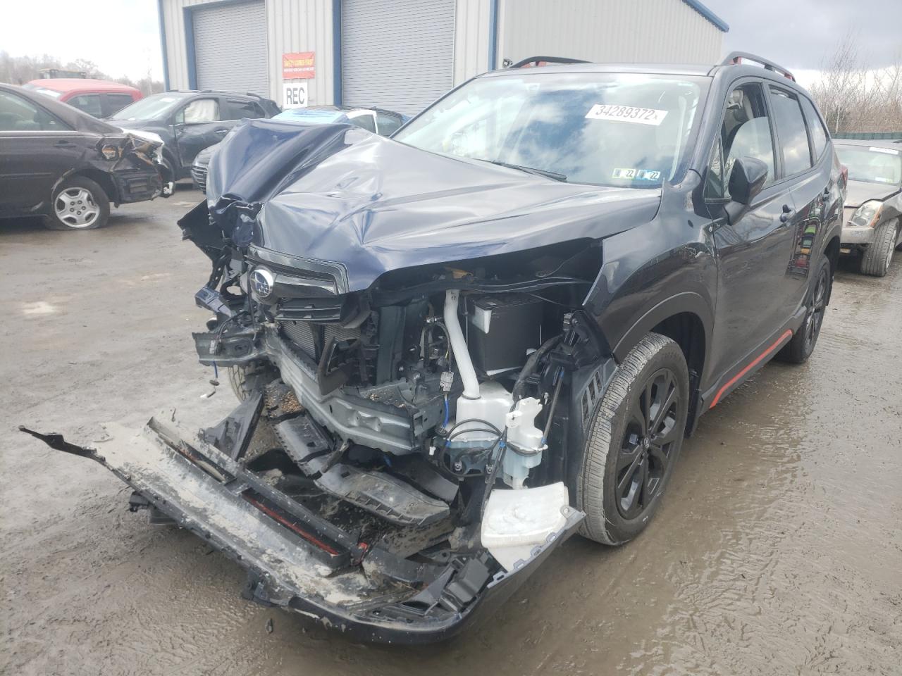 Photo 2 from auction – 2019 SUBARU FORESTER S with VIN JF2SKAPC0KH483147
