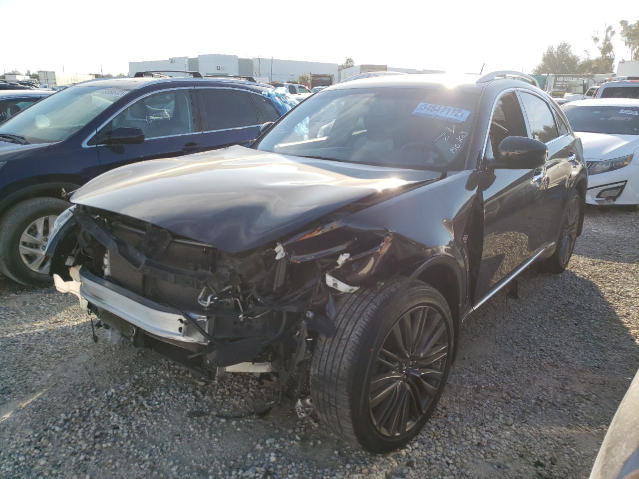 Photo 2 from auction – 2017 INFINITI QX70 with VIN JN8CS1MW6HM410127