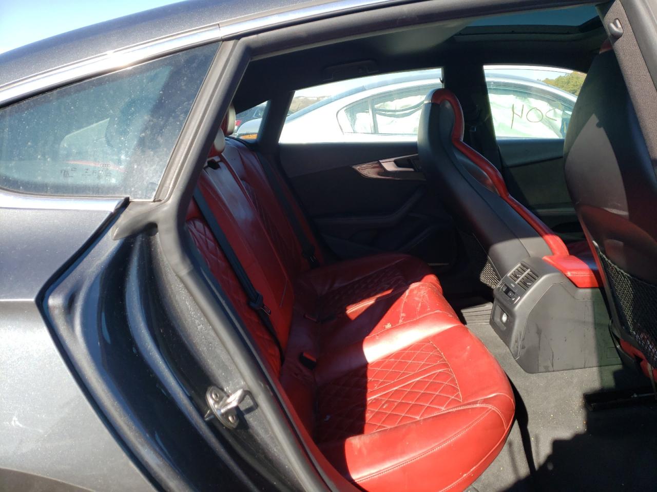 Photo 6 from auction – 2018 AUDI S5 PREMIUM with VIN WAUB4CF53JA007390