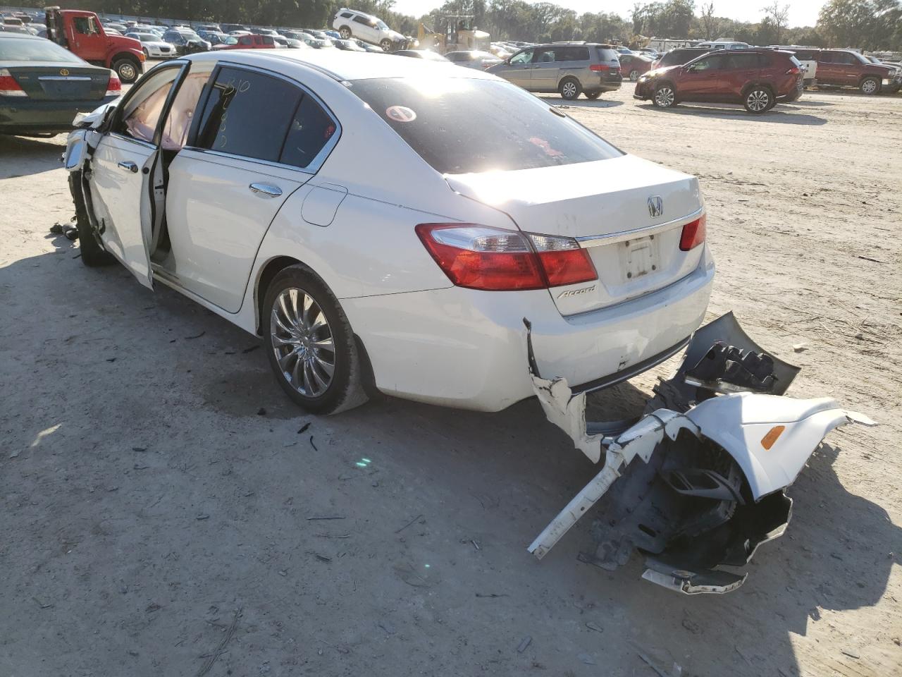 Photo 3 from auction – 2015 HONDA ACCORD EX with VIN 1HGCR2F70FA250362