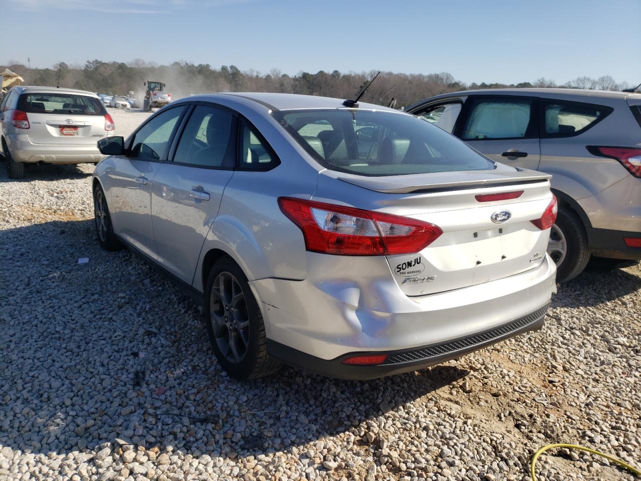 Photo 3 from auction – 2013 FORD FOCUS SE with VIN 1FADP3F21DL290945