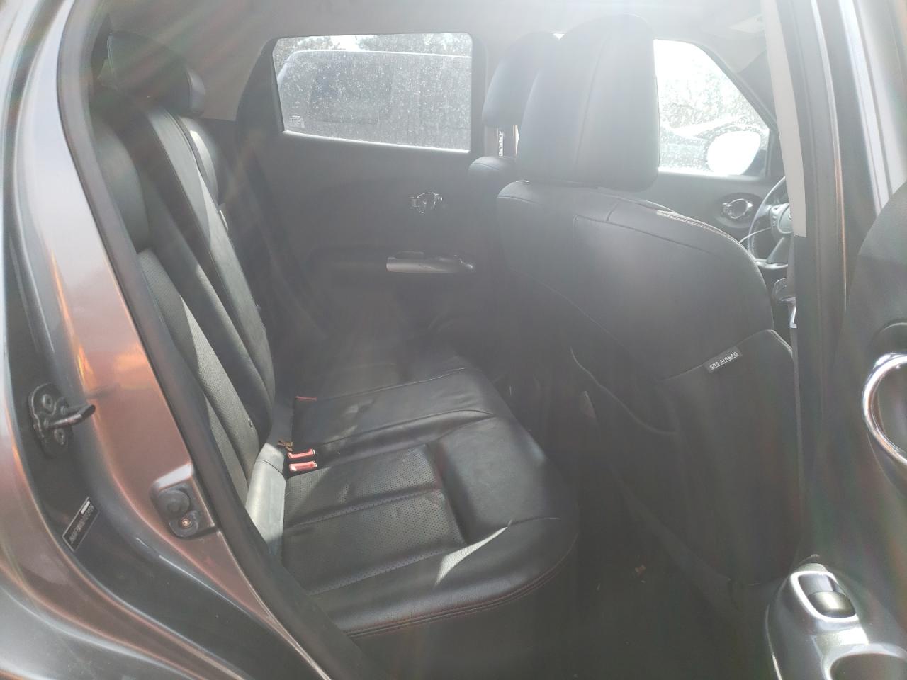 Photo 6 from auction – 2011 NISSAN JUKE S with VIN JN8AF5MV8BT013199