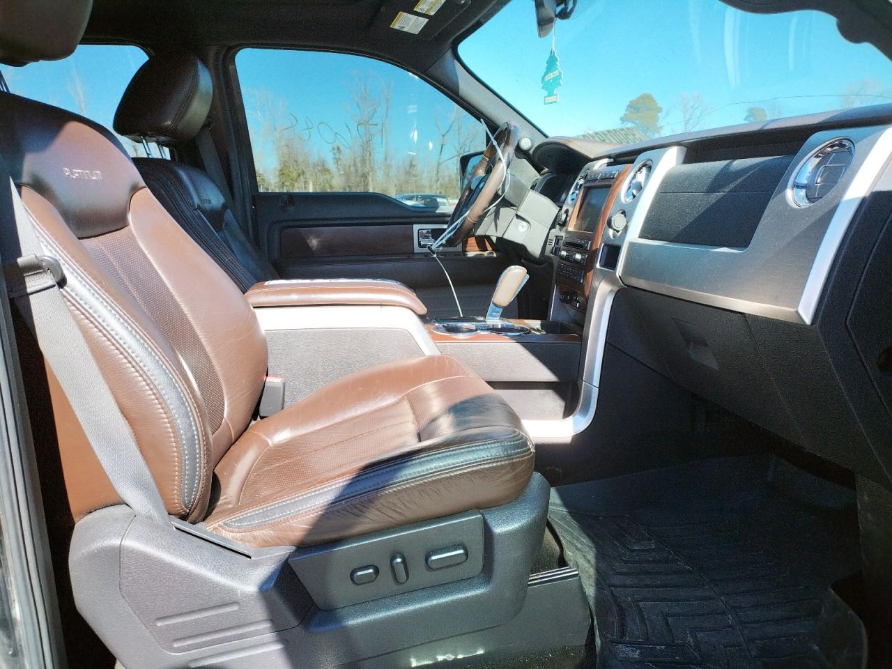 Photo 5 from auction – 2009 FORD F150 with VIN 1FTPW14V89FA97659