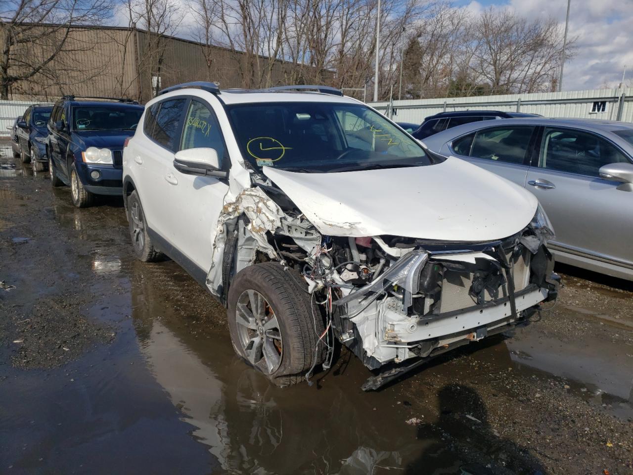 Photo 1 from auction – 2017 TOYOTA RAV4 XLE with VIN JTMRFREV7HJ108099