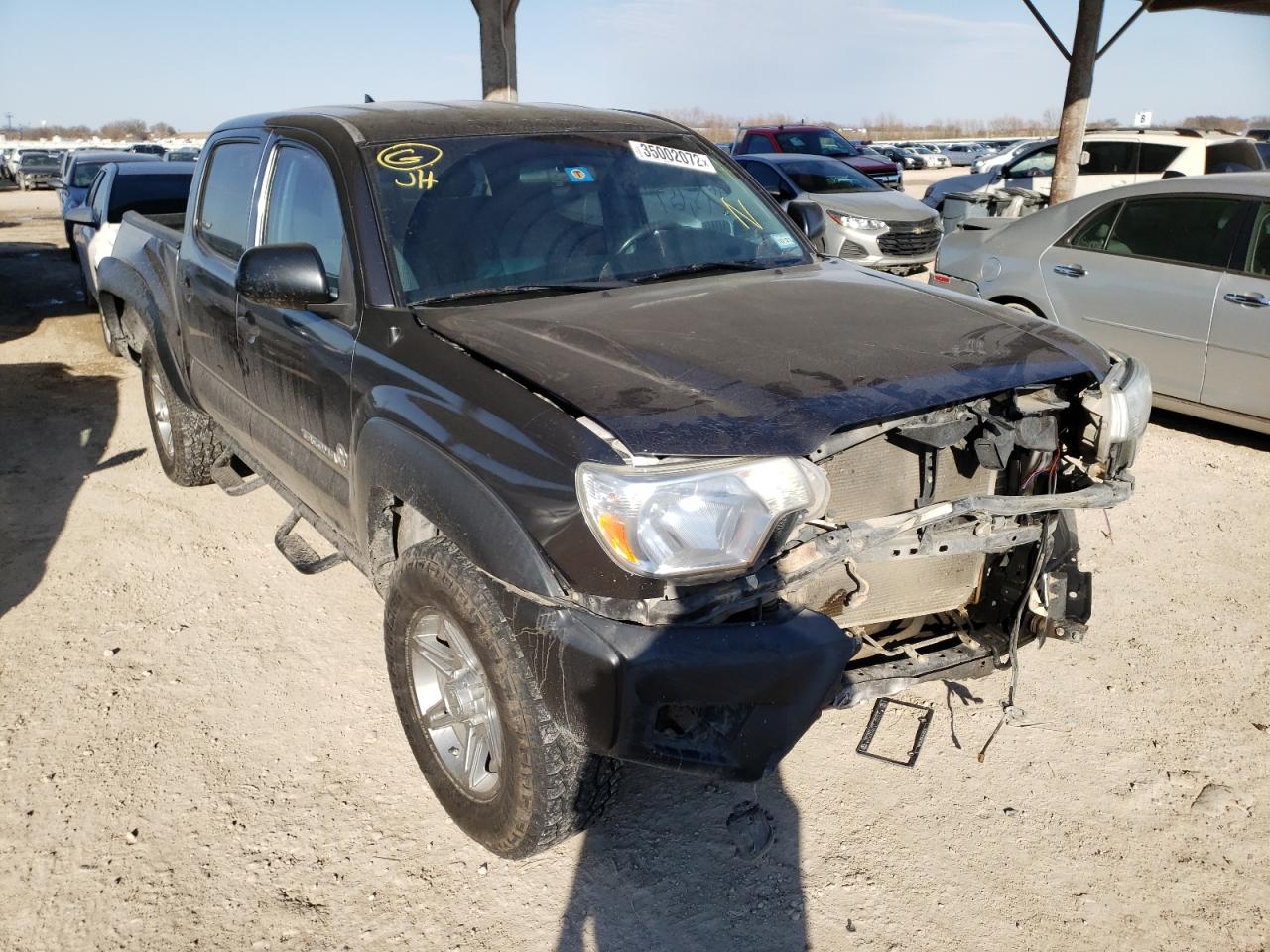 TOYOTA TACOMA DOU 2012 with VIN 5TFLU4EN8CX045986 - Photo from auction