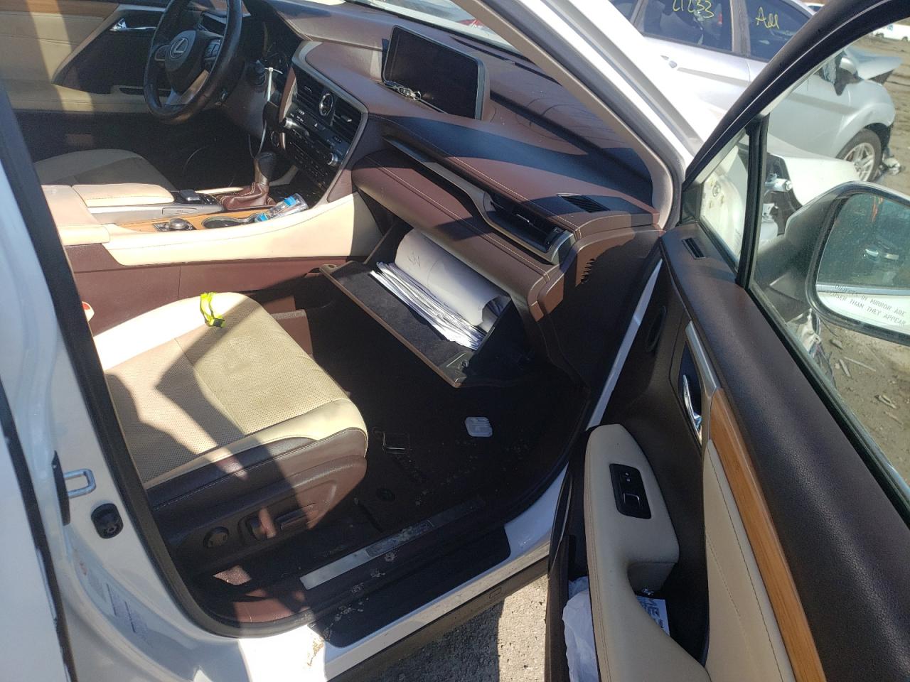 Photo 5 from auction – 2017 LEXUS RX 350 BAS with VIN JTJBZMCA3H2016328