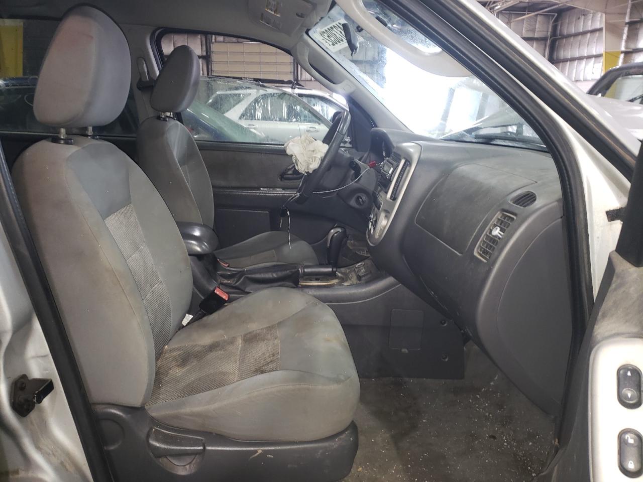Photo 5 from auction – 2007 FORD ESCAPE HEV with VIN 1FMYU49H97KA31622