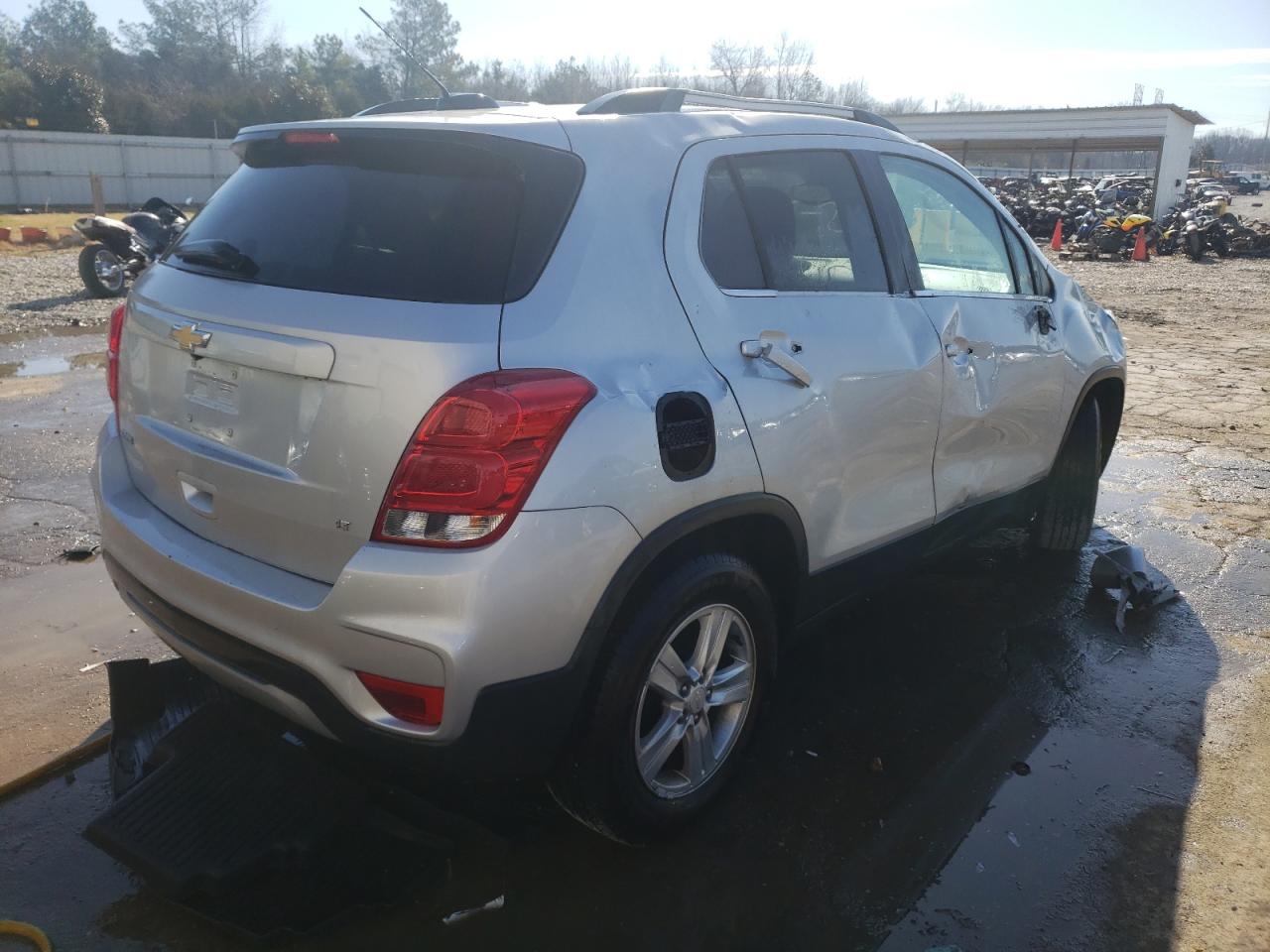 Photo 4 from auction – 2017 CHEVROLET TRAX 1LT with VIN 3GNCJLSB6HL288588