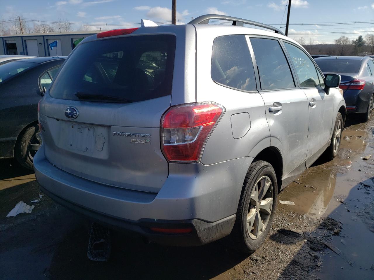 Photo 4 from auction – 2016 SUBARU FORESTER 2 with VIN JF2SJADC1GH410979