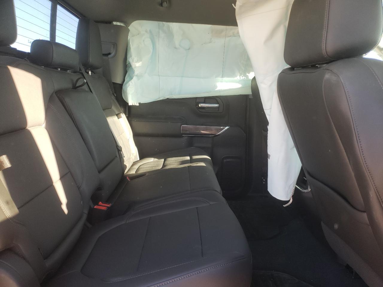 Photo 6 from auction – 2021 CHEVROLET SILVERADO with VIN 3GCUYGED3MG388261
