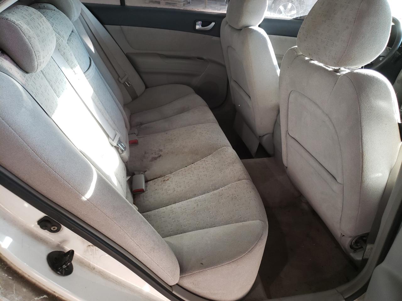 Photo 6 from auction – 2007 HYUNDAI SONATA GLS with VIN 5NPET46C77H275979