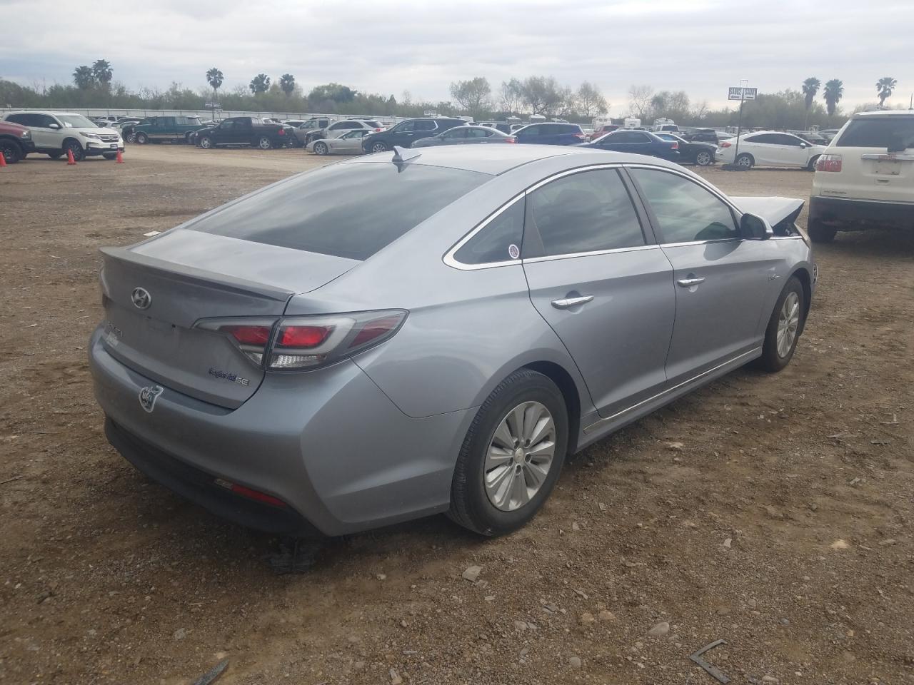 Photo 4 from auction – 2016 HYUNDAI SONATA HYB with VIN KMHE24L10GA016937
