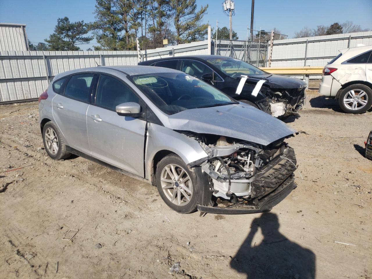 FORD FOCUS SE 2017 with VIN 1FADP3K24HL232680 - Photo from auction