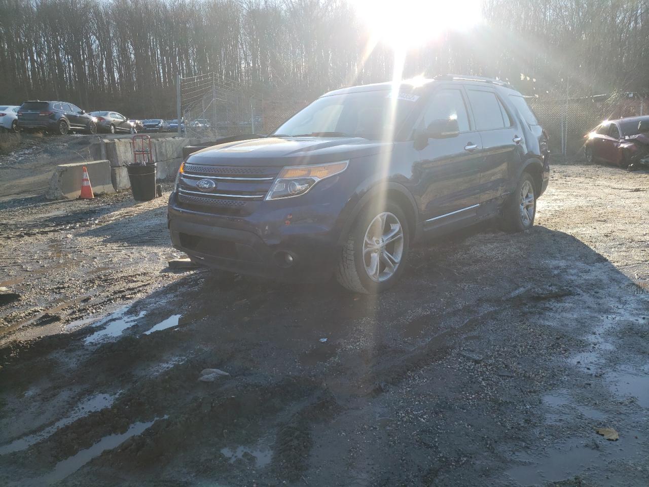 Photo 2 from auction – 2011 FORD EXPLORER L with VIN 1FMHK8F85BGA81446