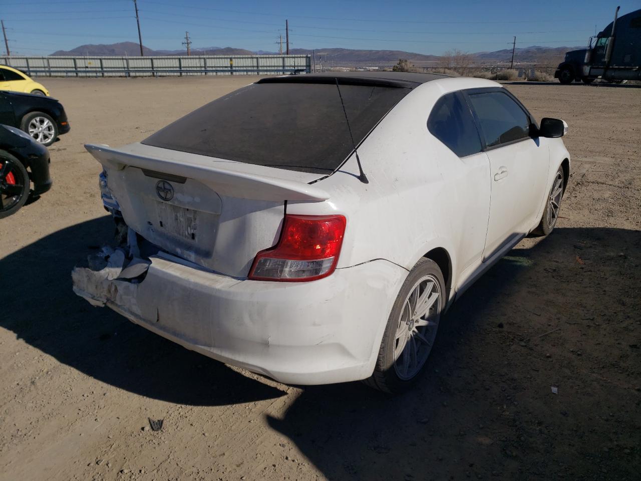 Photo 4 from auction – 2013 TOYOTA SCION TC with VIN JTKJF5C78D3055818
