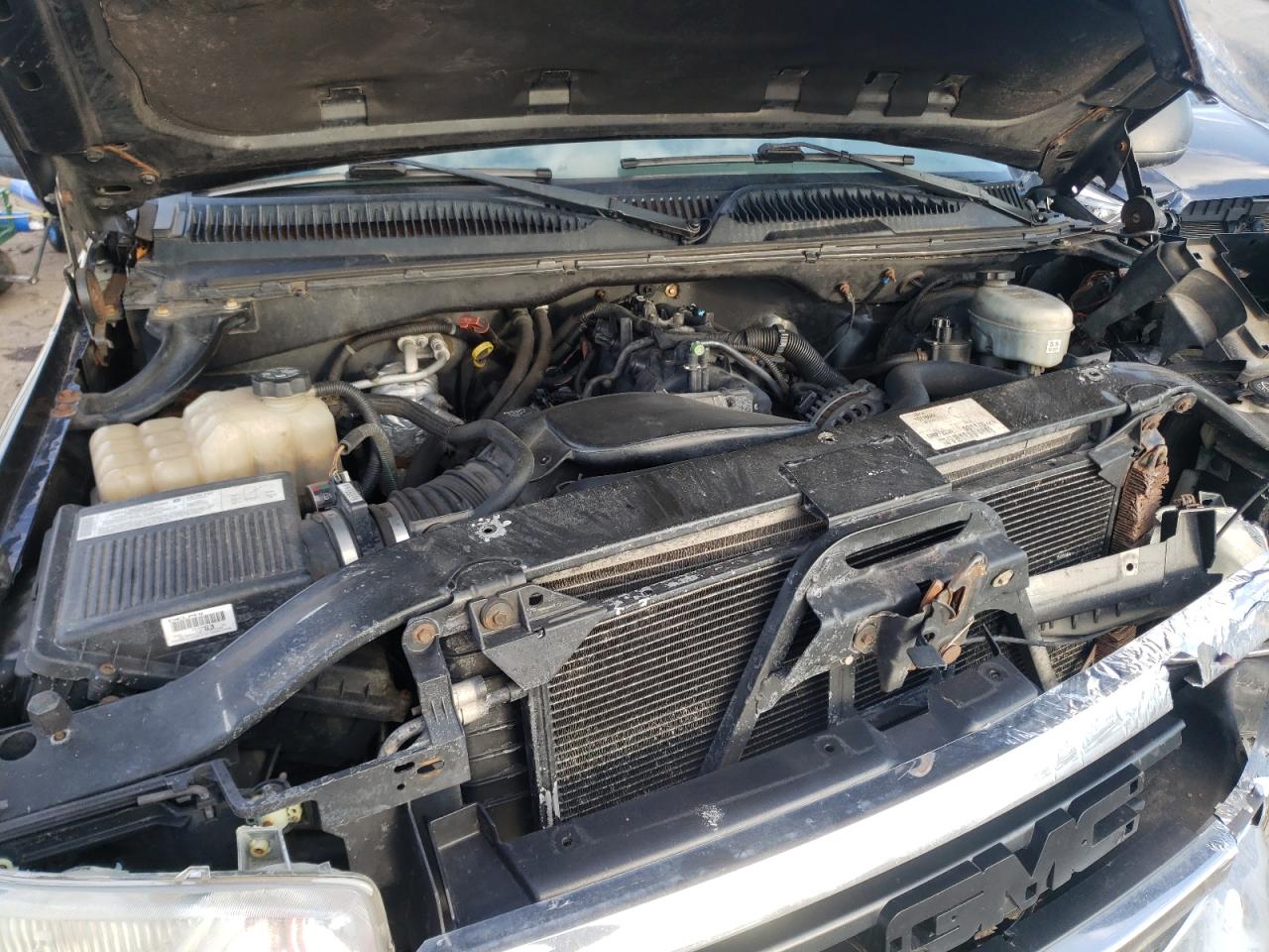 Photo 7 from auction – 2004 GMC NEW SIERRA with VIN 2GTEK19T441107176